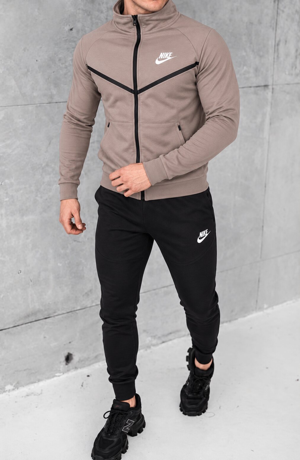 Nike kostiumas