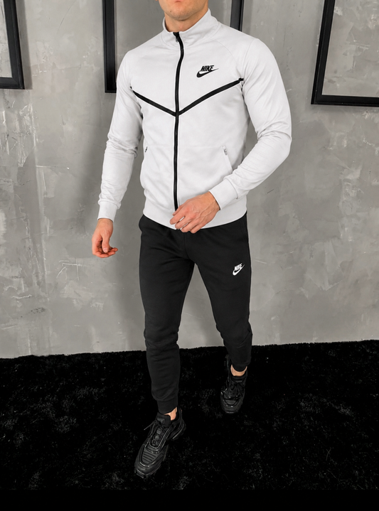 Nike kostīms
