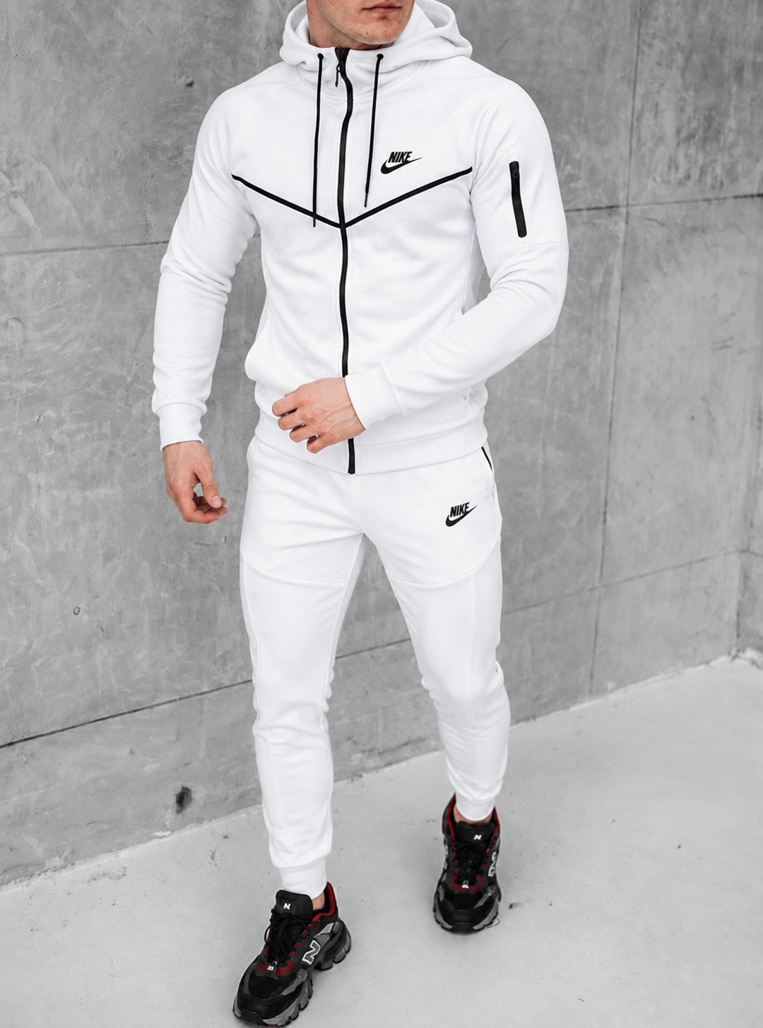 Vyriškas Nike kostiumas