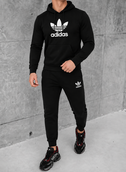 Adidas kostiumas