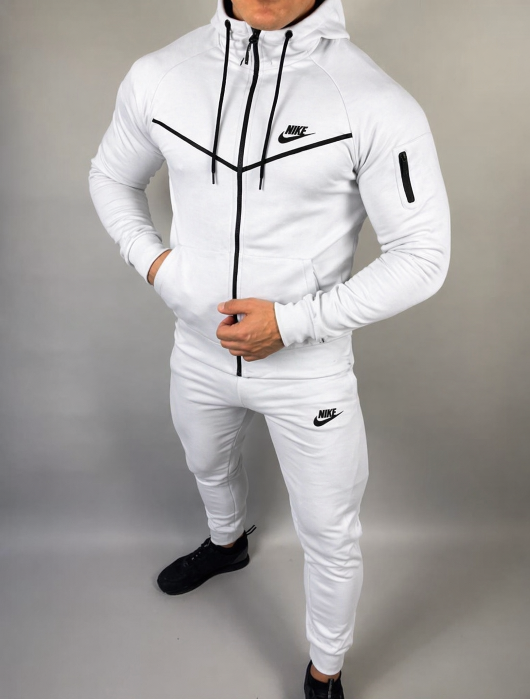 Nike kostiumas