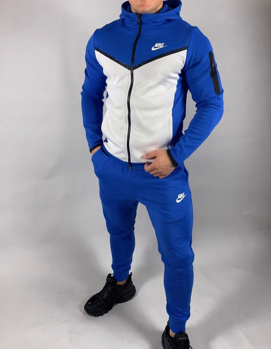 Nike kostiumas