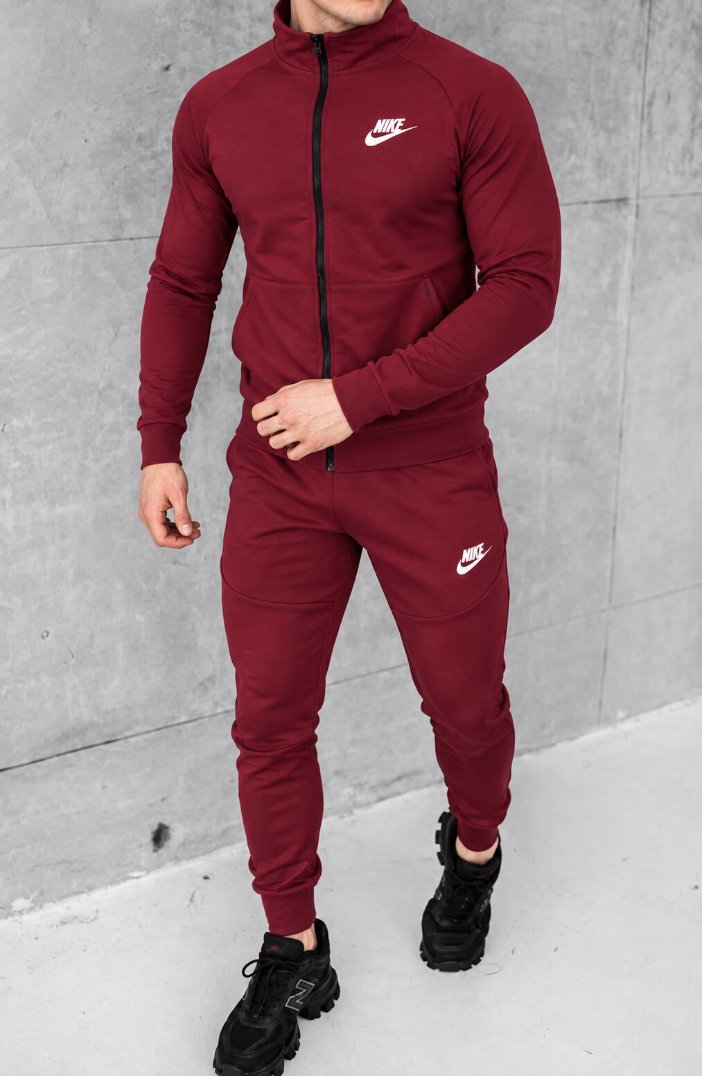 Nike kostiumas