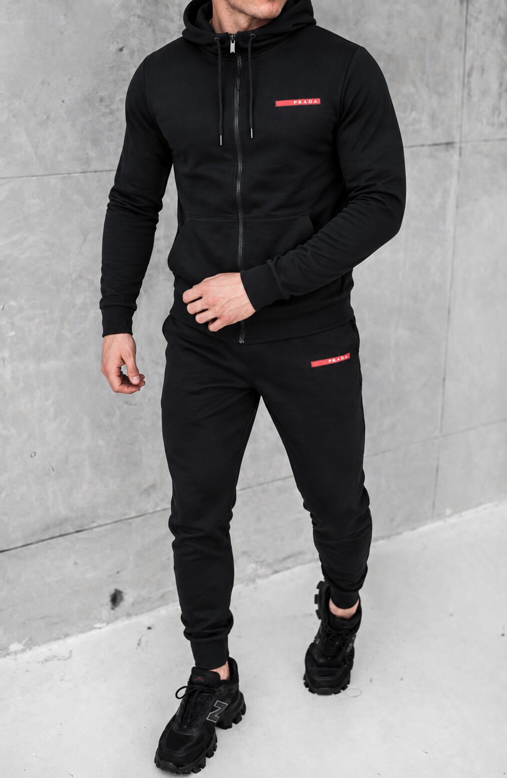 Prada kostiumas